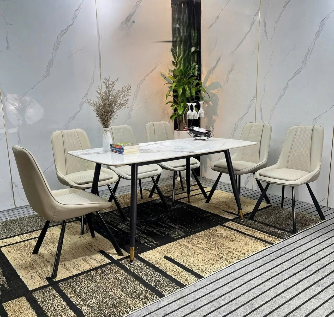 Bộ bàn ghế ăn BGA12