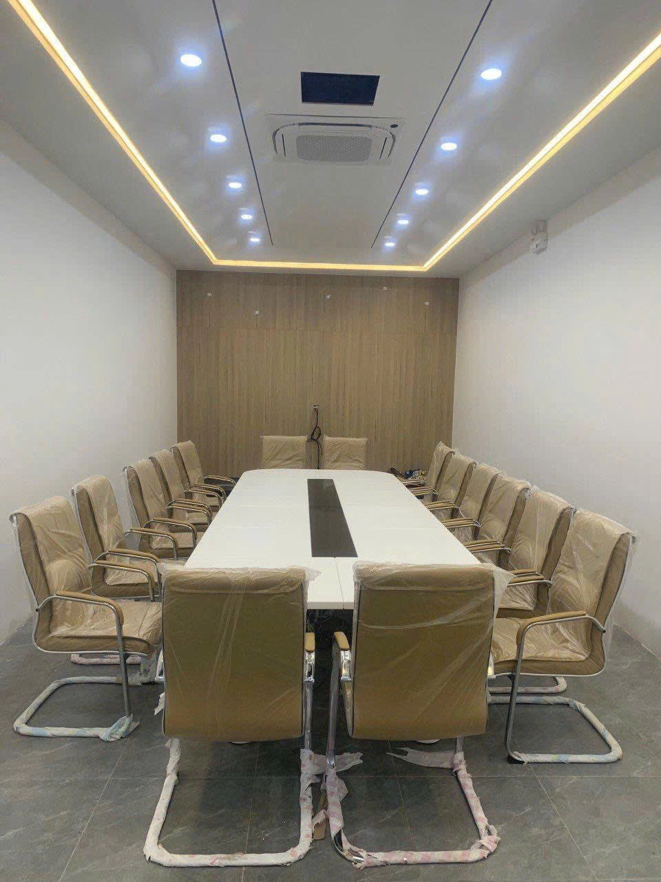 Bàn họp NM-BHG2010