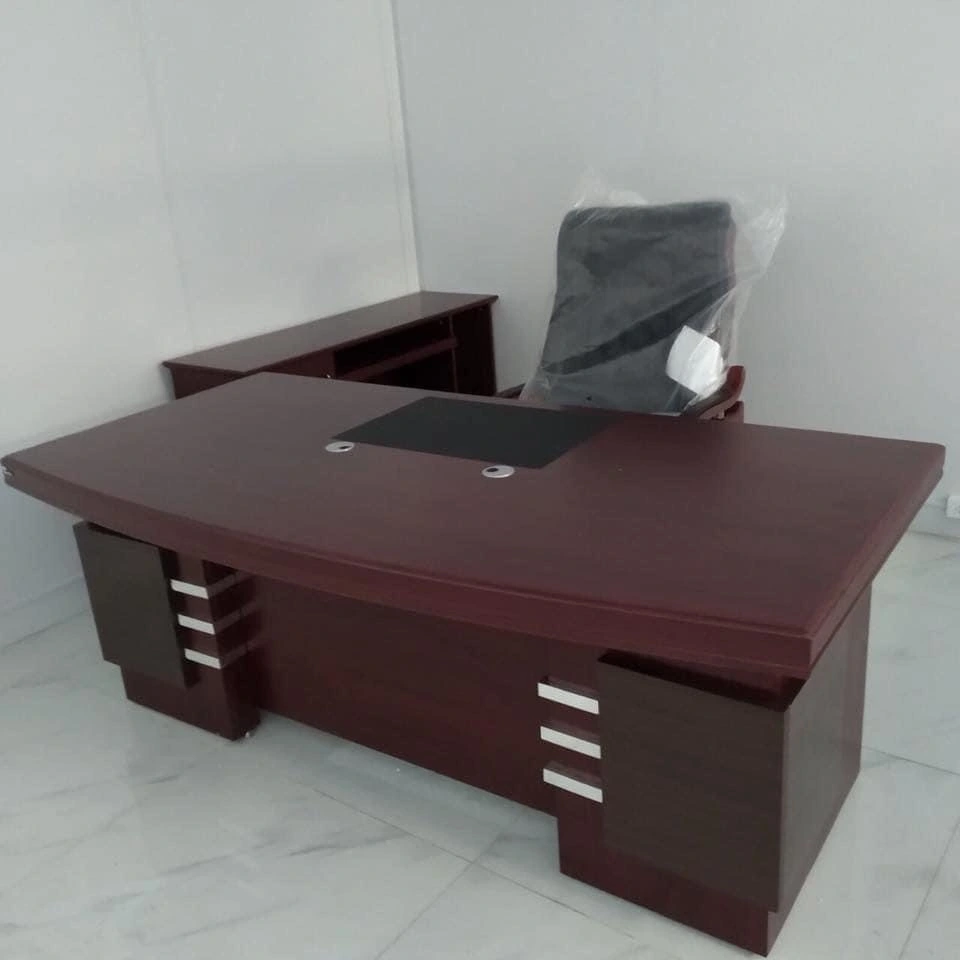 Bàn lãnh đạo NM-BLD01