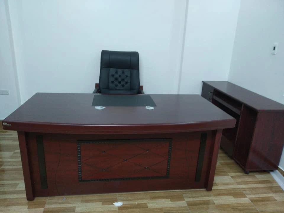 Bàn lãnh đạo NM-BLD10