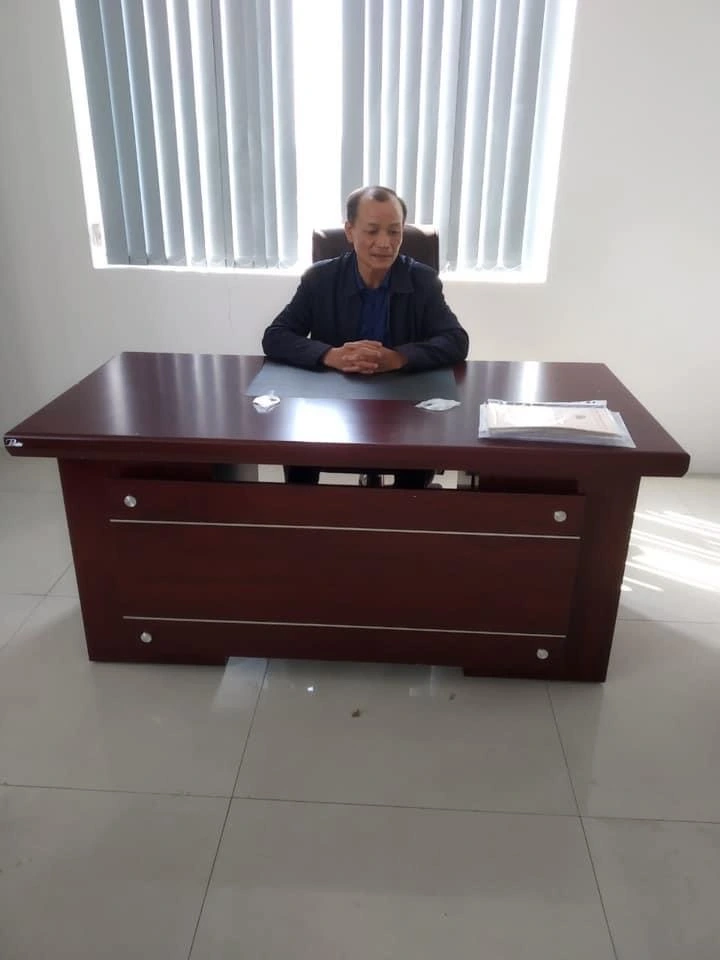 Bàn lãnh đạo NM-BLD11