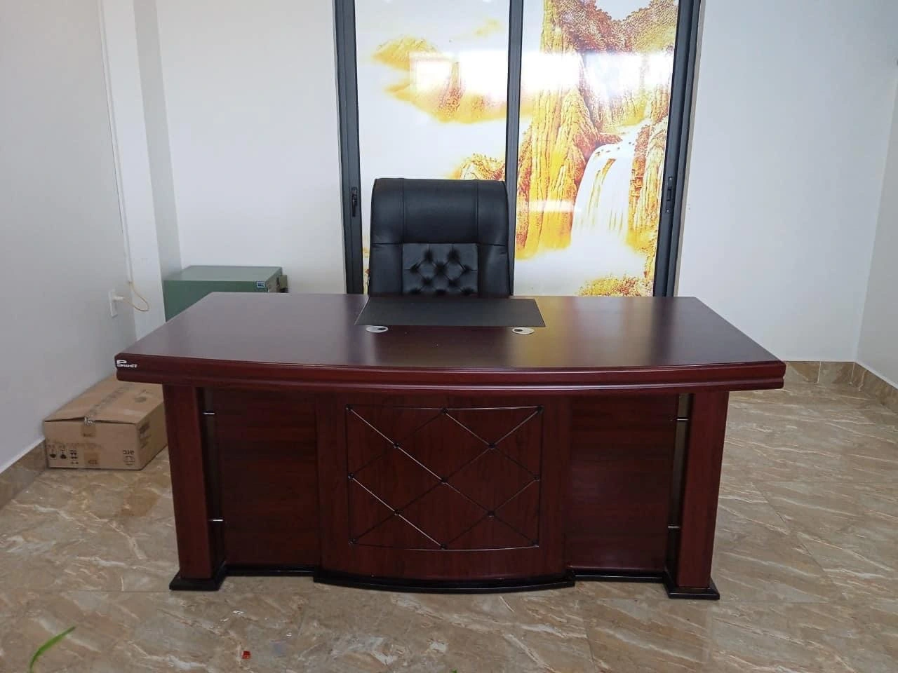 Bàn lãnh đạo NM-BLD20