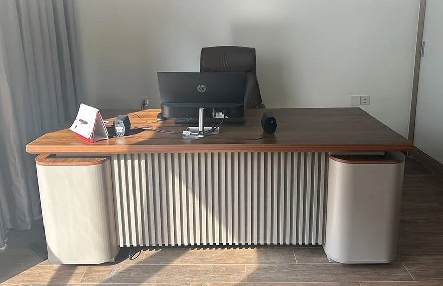 Bàn lãnh đạo NM-BLD59