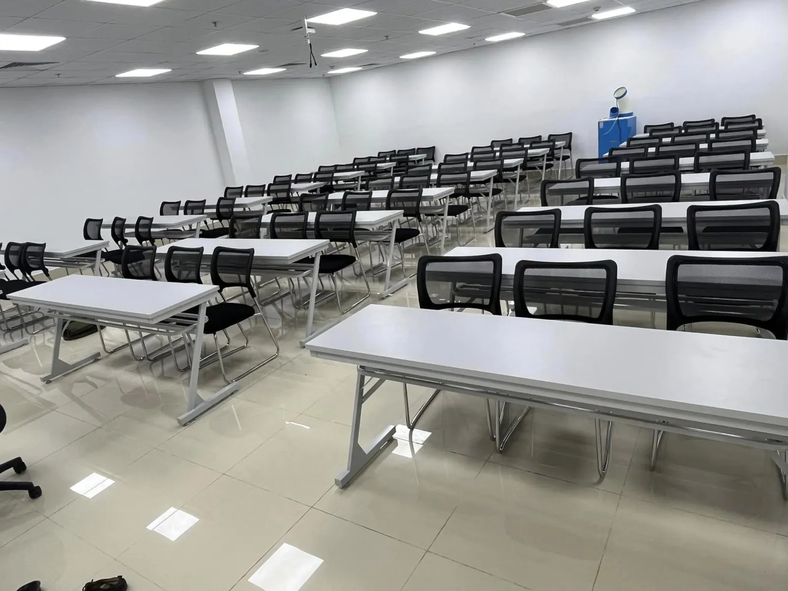 Ghế chân quỳ NM-GQ09