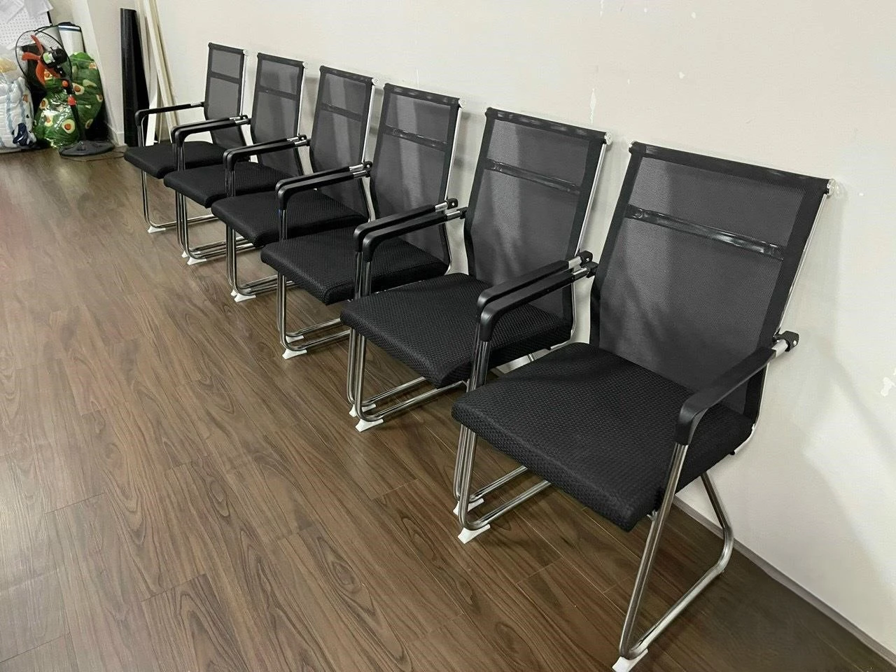 Ghế chân quỳ NM-GQ10