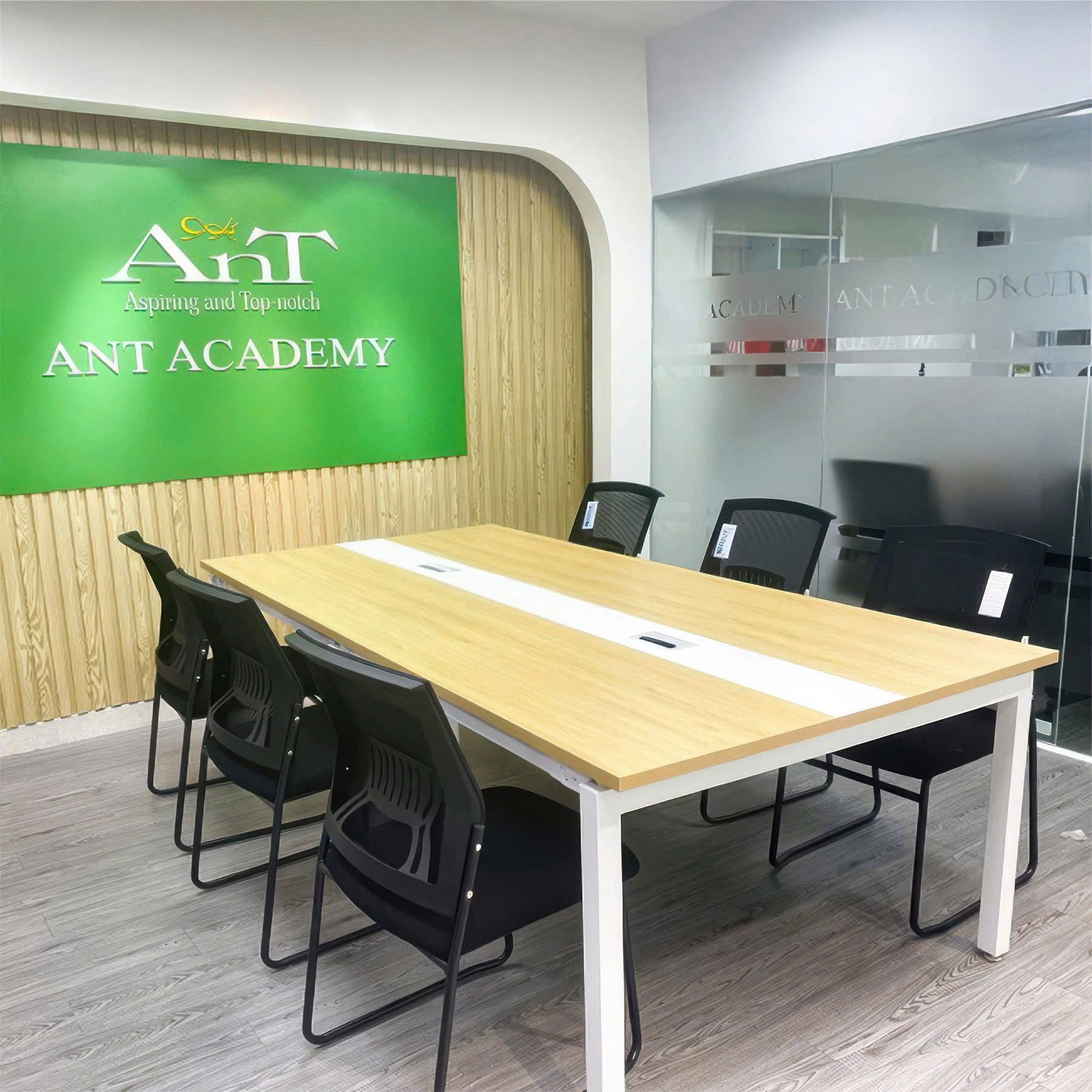 Bàn họp chân sắt NM-BH1810CS