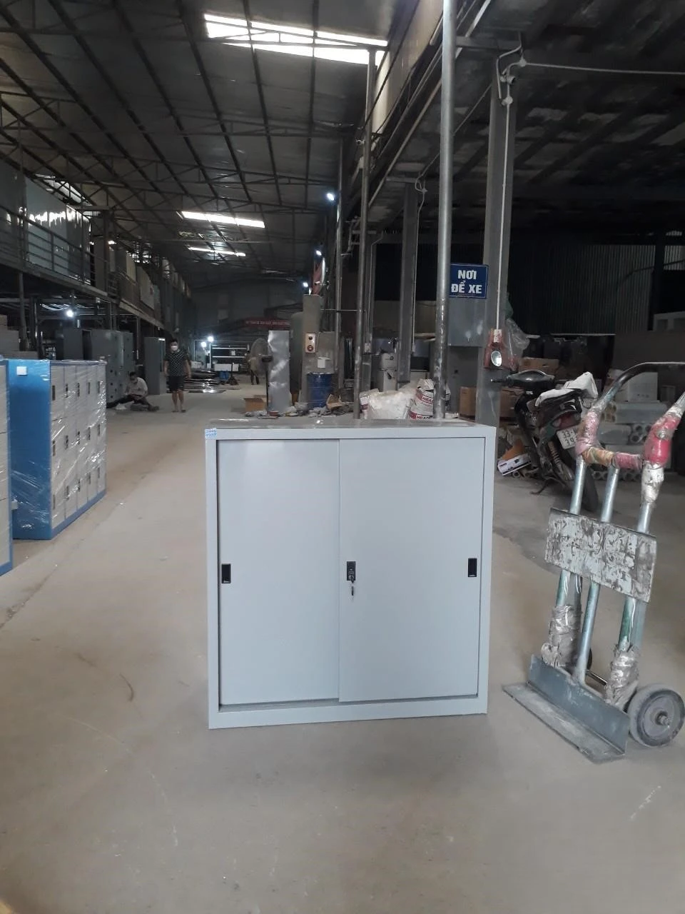 Tủ tài liệu sắt NM-TS88S