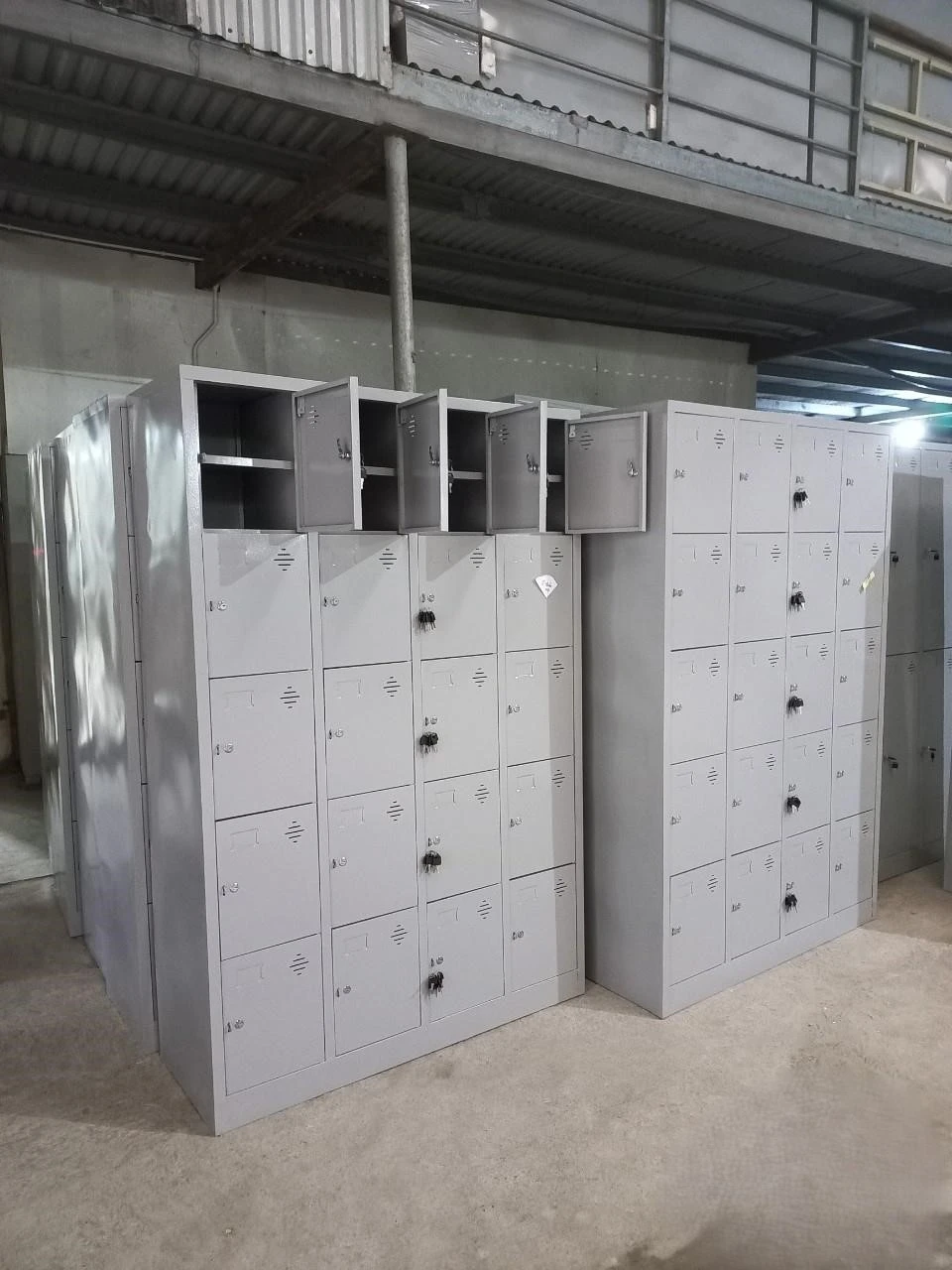 Tủ locker 20 ngăn NM-TS985-4K